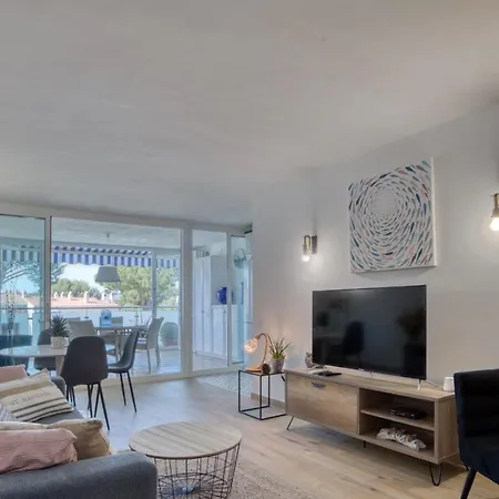 Apartment Kaminias Iii Reformat Per 4 Persones A Politur A 10 Minuts A Peu De La Cala Rovira *